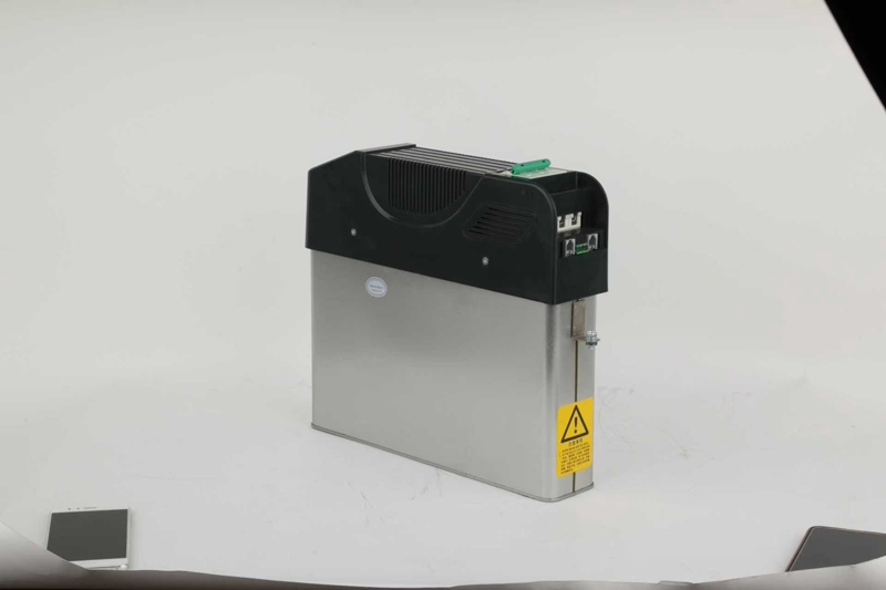 Three-Phase Compensation Intelligent Low Voltage Power Capacitors